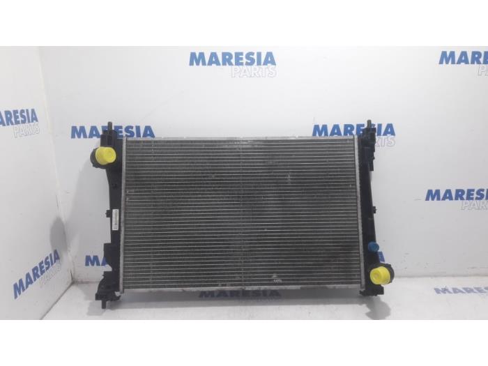 Used Radiator Fiat Doblo Cargo (263) 1.3 MJ 16V DPF Euro 5 Price € 60,50 Inclusive VAT offered by Maresia Parts