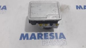 Used ABS pump Renault Scénic IV (RFAJ) 1.5 Energy dCi 110 Price € 183,75 Margin scheme offered by Maresia Parts