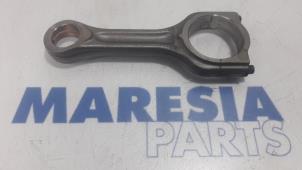 Used Connecting rod Citroen Berlingo 1.6 Hdi 90 Phase 2 Price € 30,25 Inclusive VAT offered by Maresia Parts