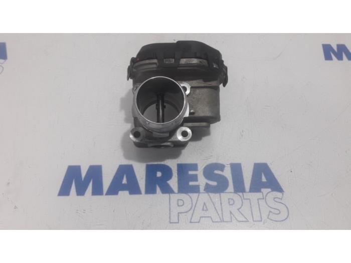 Usagé Boitier papillon Citroen C4 Cactus (0B/0P) 1.6 Blue Hdi 100 Prix € 49,99 Règlement à la marge proposé par Maresia Parts