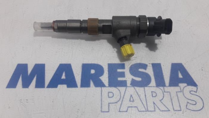 Usagé Injecteurs Citroen C4 Cactus (0B/0P) 1.6 Blue Hdi 100 Prix € 50,00 Règlement à la marge proposé par Maresia Parts