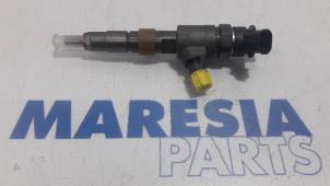 Used Injector (diesel) Citroen C4 Cactus (0B/0P) 1.6 Blue Hdi 100 Price € 50,00 Margin scheme offered by Maresia Parts