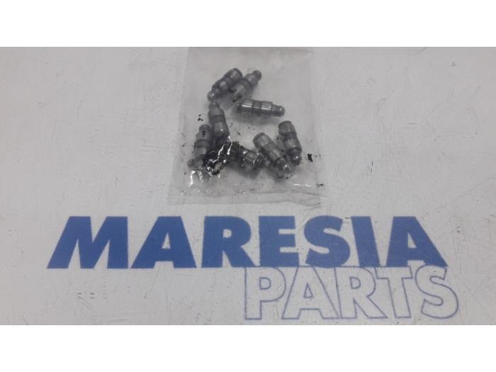 Gebrauchte Ventilstößel Citroen C4 Cactus (0B/0P) 1.6 Blue Hdi 100 Preis € 25,00 Margenregelung angeboten von Maresia Parts