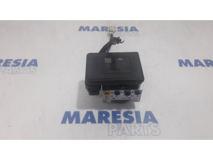 Gebrauchte ABS Pumpe Peugeot 208 I (CA/CC/CK/CL) 1.2 Vti 12V PureTech Preis € 131,25 Margenregelung angeboten von Maresia Parts