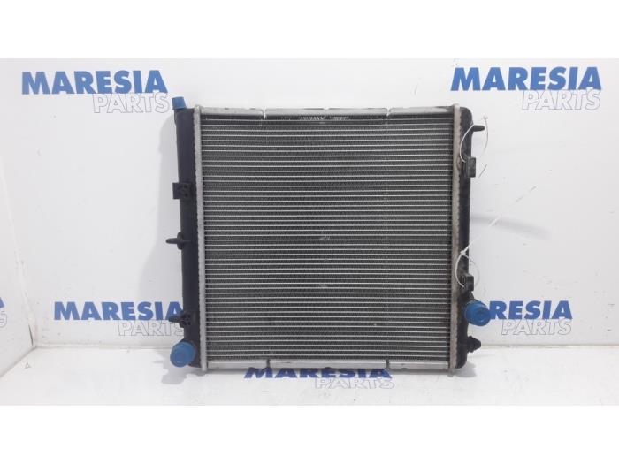 Usagé Radiateur Peugeot 208 I (CA/CC/CK/CL) 1.2 Vti 12V PureTech Prix € 35,00 Règlement à la marge proposé par Maresia Parts