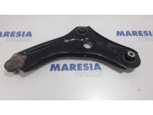 Used Front lower wishbone, right Renault Megane IV (RFBB) 1.2 Energy TCE 130 Price € 50,00 Margin scheme offered by Maresia Parts