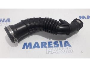 Used Turbo hose Renault Megane IV (RFBB) 1.2 Energy TCE 130 Price € 50,00 Margin scheme offered by Maresia Parts