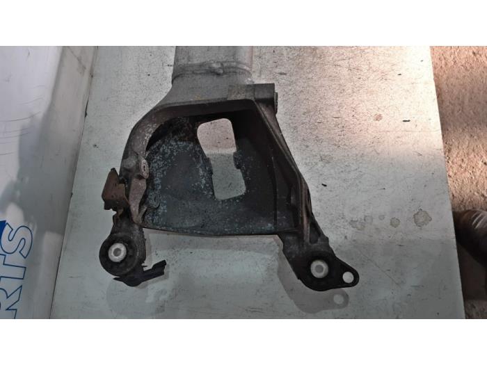Rear support beam from a Peugeot 508 SW (8E/8U) 1.6 HDiF 16V 2013