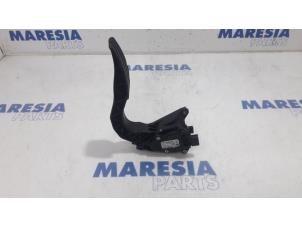 Used Throttle pedal position sensor Renault Scénic IV (RFAJ) 1.5 Energy dCi 110 Price € 35,00 Margin scheme offered by Maresia Parts