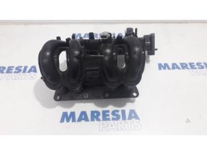 Used Intake manifold Renault Twingo II (CN) 1.2 Price € 50,00 Margin scheme offered by Maresia Parts