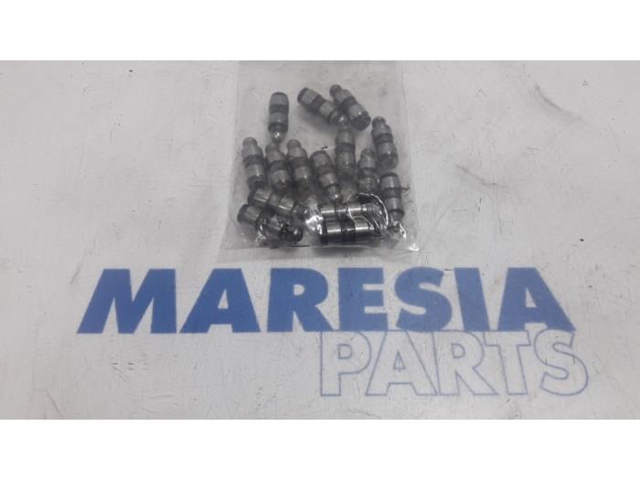 Begagnade Ventillyftare Peugeot Partner (GC/GF/GG/GJ/GK) 1.6 HDI 90 16V Pris € 25,00 Marginaltabell erbjuds av Maresia Parts