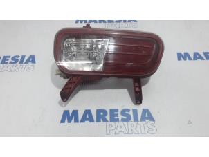 Used Reversing light, right Peugeot 5008 I (0A/0E) 1.6 VTI 16V Price € 60,00 Margin scheme offered by Maresia Parts