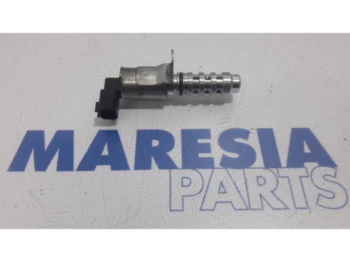 Gebrauchte Nockenwelle Sensor Renault Scénic III (JZ) 2.0 16V CVT Preis € 50,00 Margenregelung angeboten von Maresia Parts