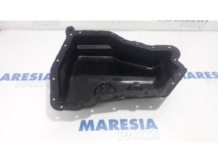 Usagé Couvercle carter Citroen Jumpy (G9) 2.0 HDiF 16V 125 Prix € 60,50 Prix TTC proposé par Maresia Parts