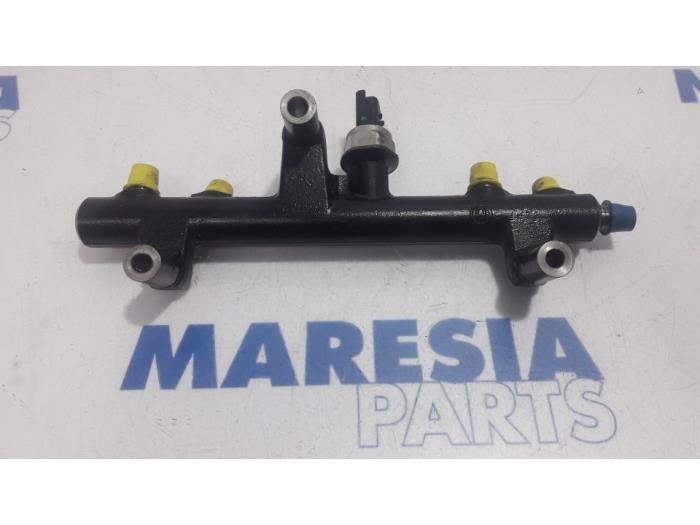 Usagé Système d'injection Citroen Jumpy (G9) 2.0 HDiF 16V 125 Prix € 127,05 Prix TTC proposé par Maresia Parts