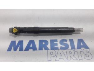 Usagé Injecteur (diesel) Citroen Jumpy Prix € 127,05 Prix TTC proposé par Maresia Parts