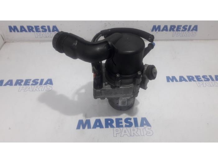 Usagé Pompe de direction Peugeot 508 SW (8E/8U) 1.6 HDiF 16V Prix € 288,75 Règlement à la marge proposé par Maresia Parts