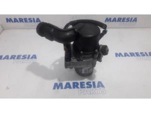 Used Power steering pump Peugeot 508 SW (8E/8U) 1.6 HDiF 16V Price € 288,75 Margin scheme offered by Maresia Parts