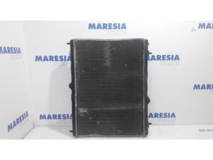 Used Radiator Peugeot 508 SW (8E/8U) 1.6 HDiF 16V Price € 35,00 Margin scheme offered by Maresia Parts