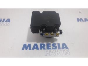 Gebrauchte ABS Pumpe Peugeot Partner (EF/EU) 1.5 BlueHDi 75 Preis € 317,63 Mit Mehrwertsteuer angeboten von Maresia Parts
