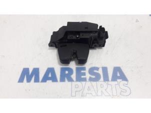 Used Tailgate lock mechanism Peugeot 508 SW (8E/8U) 1.6 HDiF 16V Price € 14,50 Margin scheme offered by Maresia Parts