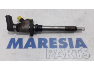 Used Injector (diesel) Citroen C4 Picasso (UD/UE/UF) 2.0 HDiF 16V 135 Price € 105,00 Margin scheme offered by Maresia Parts