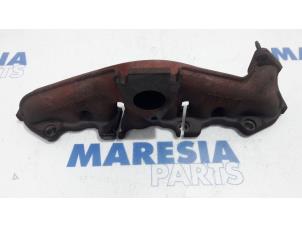 Used Exhaust manifold Citroen C4 Picasso (UD/UE/UF) 2.0 HDiF 16V 135 Price € 50,00 Margin scheme offered by Maresia Parts