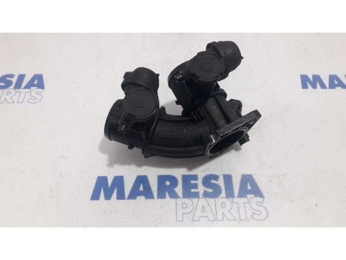 Usagé Boitier papillon Citroen C4 Picasso (UD/UE/UF) 2.0 HDiF 16V 135 Prix € 50,00 Règlement à la marge proposé par Maresia Parts