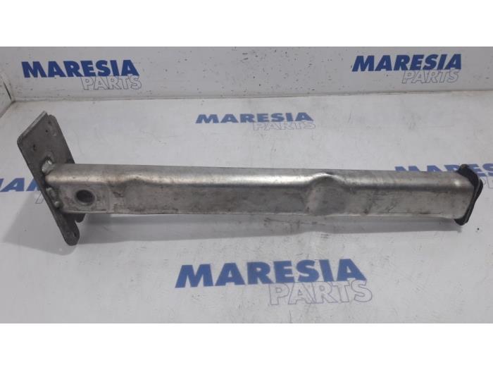Subframe Citroen C4 Picasso 2.0 HDiF 16V 135 - 350882 RHJ