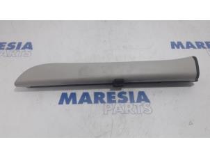 Used Left blind Citroen C4 Picasso (UD/UE/UF) 2.0 HDiF 16V 135 Price € 75,00 Margin scheme offered by Maresia Parts