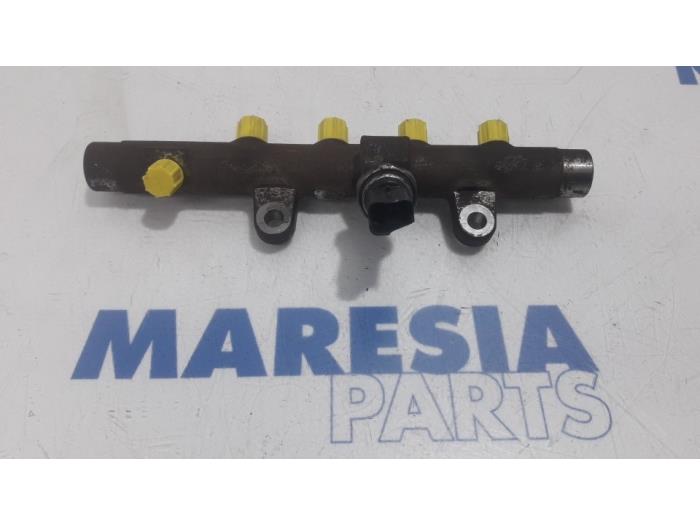 Usagé Système d'injection Renault Scénic III (JZ) 1.5 dCi 110 Prix € 105,00 Règlement à la marge proposé par Maresia Parts