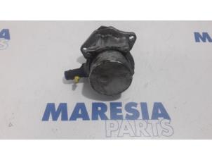 Used Vacuum pump (diesel) Renault Scénic III (JZ) 1.5 dCi 110 Price € 30,00 Margin scheme offered by Maresia Parts