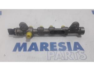 Used Fuel injector nozzle Fiat Doblo Cargo (263) 1.6 D Multijet Price € 127,05 Inclusive VAT offered by Maresia Parts