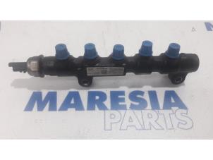 Used Fuel injector nozzle Peugeot Partner (GC/GF/GG/GJ/GK) 1.6 HDI 75 16V Price € 36,30 Inclusive VAT offered by Maresia Parts