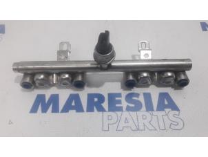 Usagé Système d'injection Peugeot 208 I (CA/CC/CK/CL) 1.6 16V THP 155 Prix € 40,00 Règlement à la marge proposé par Maresia Parts