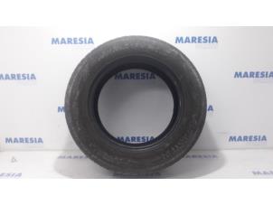Used Winter tyre Peugeot 3008 I (0U/HU) 1.6 16V THP 150 Price € 30,00 Margin scheme offered by Maresia Parts