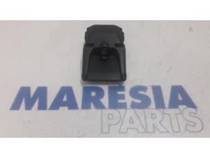 Used Front camera Citroen C4 Grand Picasso (3A) 1.6 BlueHDI 120 Price € 210,00 Margin scheme offered by Maresia Parts