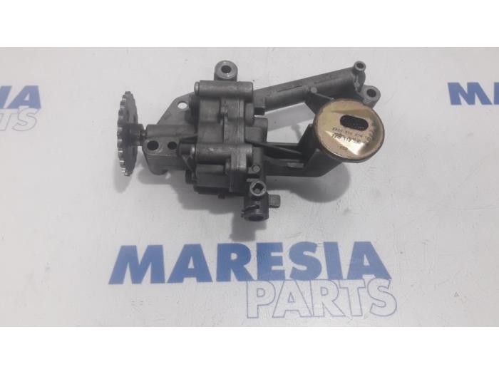Gebrauchte Ölpumpe Renault Master II (FD/HD) 2.5 dCi 16V Preis € 65,00 Margenregelung angeboten von Maresia Parts