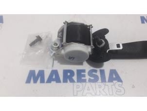 Used Rear seatbelt, left Peugeot 308 SW (L4/L9/LC/LJ/LR) 1.6 BlueHDi 120 Price € 34,99 Margin scheme offered by Maresia Parts