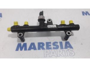 Used Fuel injector nozzle Citroen Jumpy (G9) 2.0 HDiF 16V 125 Price € 127,05 Inclusive VAT offered by Maresia Parts