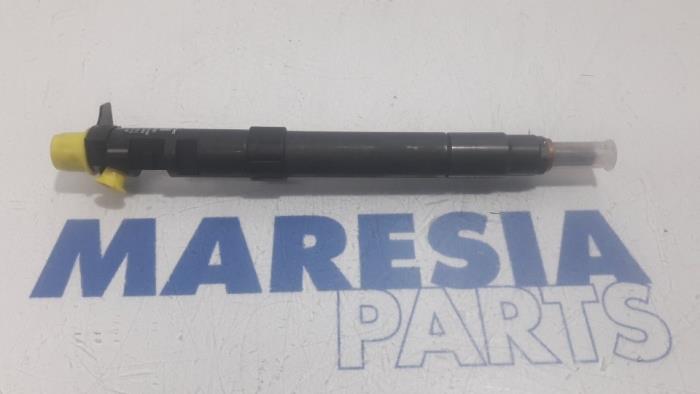 Usagé Injecteurs Citroen Jumpy (G9) 2.0 HDiF 16V 125 Prix € 120,94 Prix TTC proposé par Maresia Parts