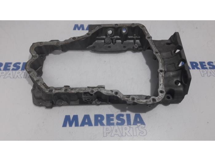 Usagé Couvercle carter Citroen Jumpy (G9) 2.0 HDiF 16V 125 Prix € 90,75 Prix TTC proposé par Maresia Parts