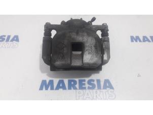 Used Front brake calliper, left Renault Espace (RFCJ) 1.6 Tce 200 EDC Price € 50,00 Margin scheme offered by Maresia Parts