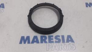 Used Electric fuel pump Citroen C4 Grand Picasso (3A) 1.6 BlueHDI 120 Price € 10,00 Margin scheme offered by Maresia Parts