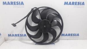 Used Fan motor Citroen C4 Grand Picasso (3A) 1.6 BlueHDI 120 Price € 50,00 Margin scheme offered by Maresia Parts