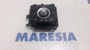 Used Navigation control panel Renault Megane III Grandtour (KZ) 1.5 dCi 110 Price € 65,00 Margin scheme offered by Maresia Parts