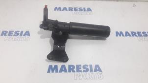 Used Air pump (suspension) Peugeot 3008 I (0U/HU) 1.6 16V THP 150 Price € 157,50 Margin scheme offered by Maresia Parts