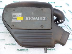 Używane Kolektor dolotowy Renault Laguna II (BG) 2.2 dCi 150 16V Cena € 50,00 Procedura marży oferowane przez Maresia Parts