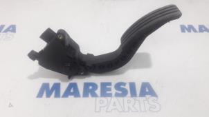 Used Throttle pedal position sensor Opel Vivaro 1.6 CDTI BiTurbo 120 Price € 30,25 Inclusive VAT offered by Maresia Parts