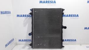 Używane Chlodnica Citroen C5 III Tourer (RW) 1.6 16V THP 155 Cena € 35,00 Procedura marży oferowane przez Maresia Parts